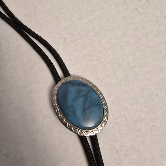 Black and Blue Bolo Tie - Picture 2 of 6